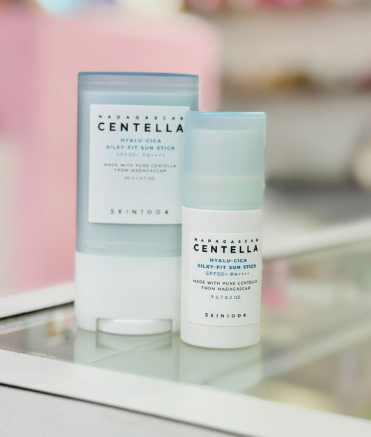 Skin1004 Madagascar Centella Hyalucica Silky fit Sun stick