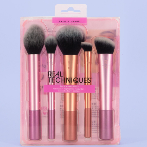 REAL TECHNIQUE FACE ESSENTIALS SET DE BROCHAS