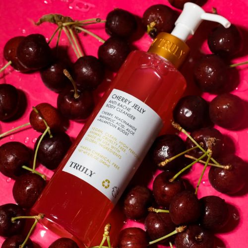 Truly Cherry Jelly Anti-Bacne Body Cleanser