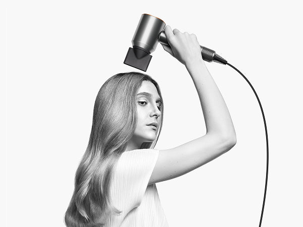 Dyson Supersonic™ en Black/Nickel